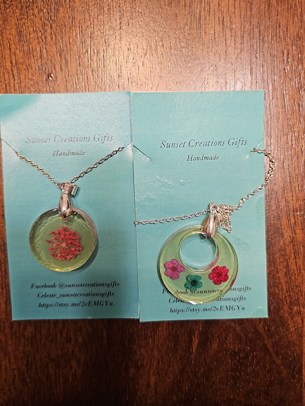 Handmade Green Floral Resin Pendant Necklace